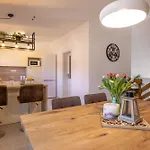 Roko V Appartement *