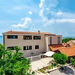 Roko V Crikvenica