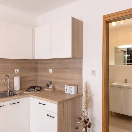 Roko V Appartement *