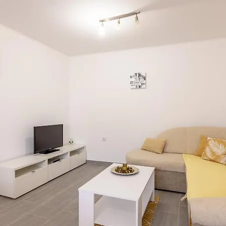 Appartement Roko V *